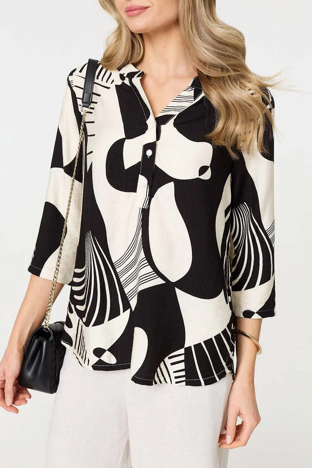 Abstract 3/4 Sleeve Button Detail Blouse