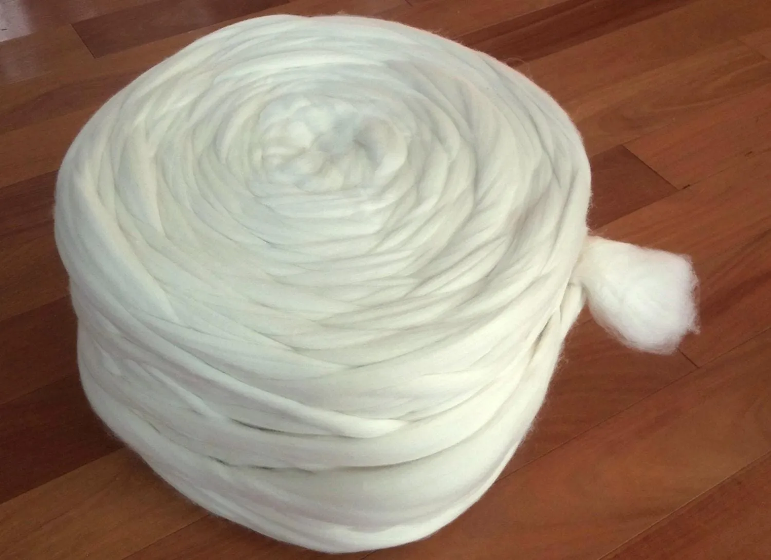 Bulk White Wool Roving