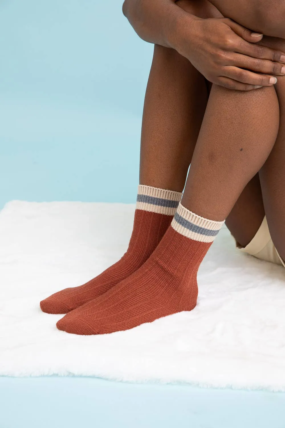 Cozy Retro Color Block Wool Crew Socks