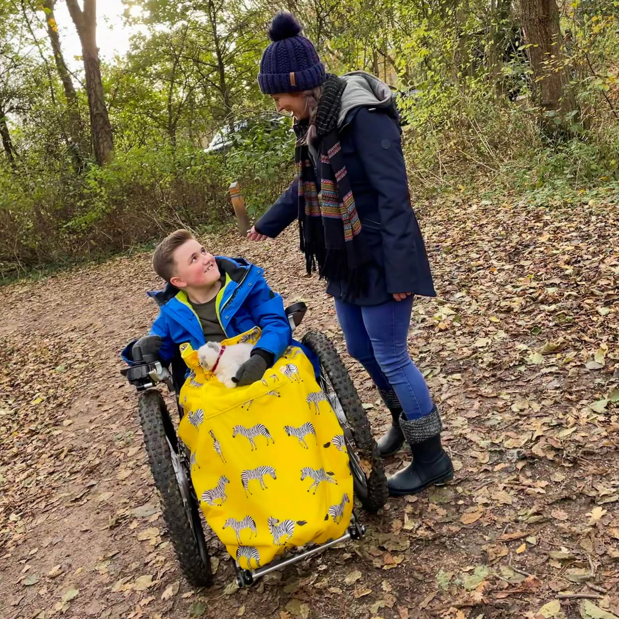 Kids Fleece-Lined Wheelchair Cosy - YELLOW ZEBRA