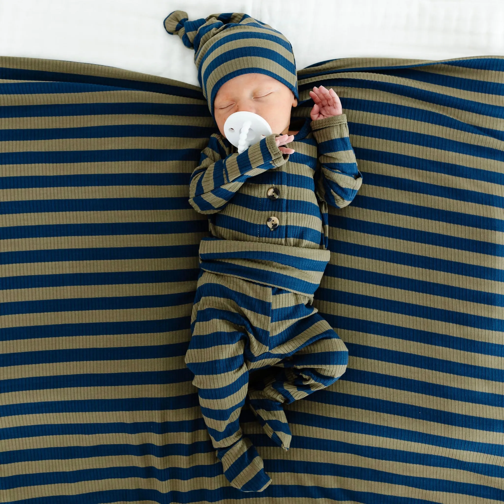 Rome Ribbed Swaddle Blanket