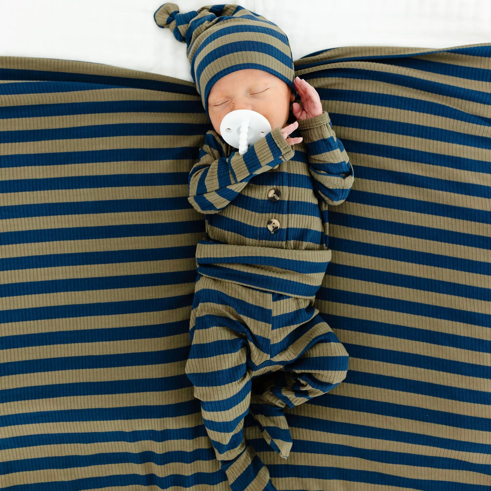 Rome Ribbed Swaddle Blanket